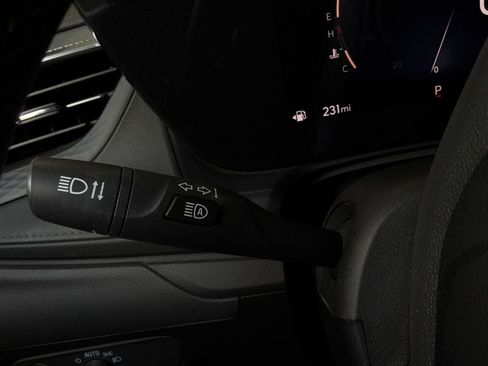 Used 2025 Buick Encore GX Preferred FWD image 33