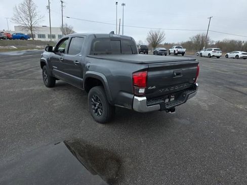 Used 2023 Toyota Tacoma SR5 image 5