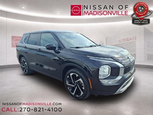 Used 2022 Mitsubishi Outlander SE FWD image 1
