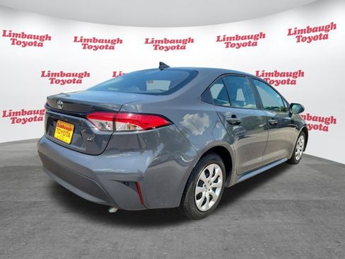 Used 2025 Toyota Corolla LE FWD image 22