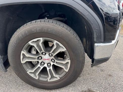 Used 2025 GMC Sierra 1500 SLT AWD/4WD image 2