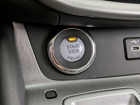 Used 2022 Nissan Murano SL w/ SL Moonroof Package image 26