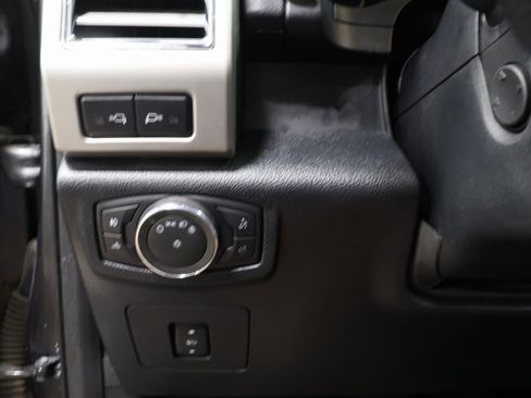 Used 2016 Ford F150 Lariat w/ Equipment Group 502A Luxury image 17