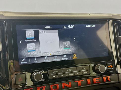 Used 2026 Nissan Frontier PRO-4X w/ Pro-4x Convenience Package image 9