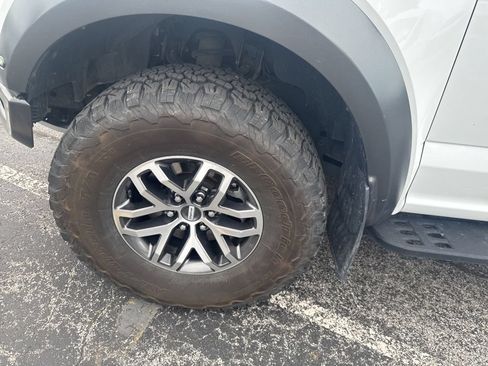 Certified 2018 Ford F150 Raptor w/ Equipment Group 802A Luxury AWD/4WD image 53