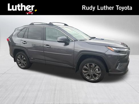 Used 2023 Toyota RAV4 Limited image 1