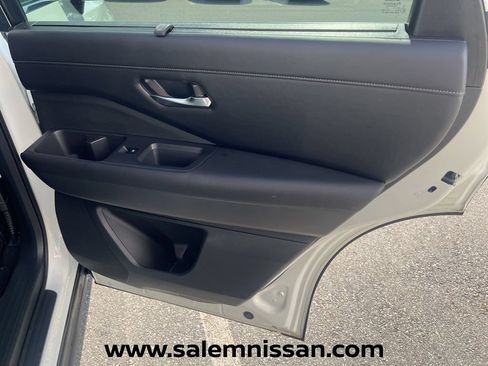 Certified 2023 Nissan Pathfinder SL AWD/4WD image 24