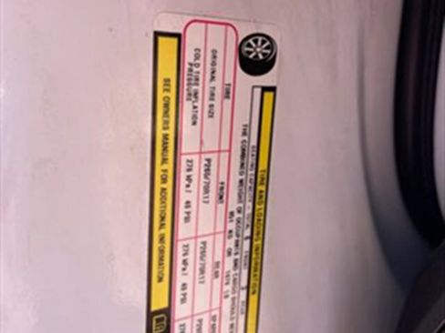 Used 2017 RAM 1500 Classic SLT image 18