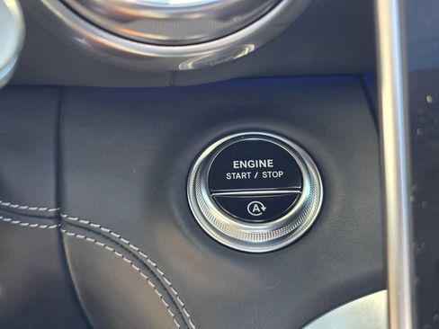 Used 2022 Mercedes-Benz SL 55 AMG 4MATIC image 33