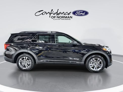 New 2026 Ford Explorer Active w/ Active Comfort Package AWD/4WD image 10