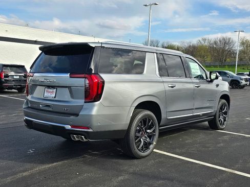 New 2026 GMC Yukon XL Denali w/ Sun & Power Step Package AWD/4WD image 9