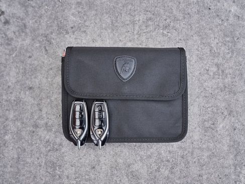 Used 2025 Lamborghini Urus SE image 82