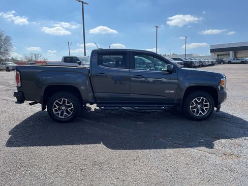 Used 2015 GMC Canyon SLE w/ All-Terrain Adventure Package image 6