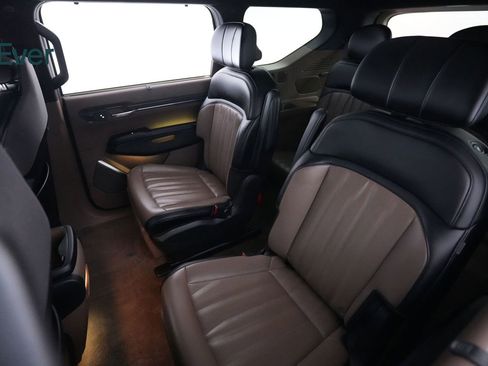 Used 2024 Kia EV9 GT-Line image 24