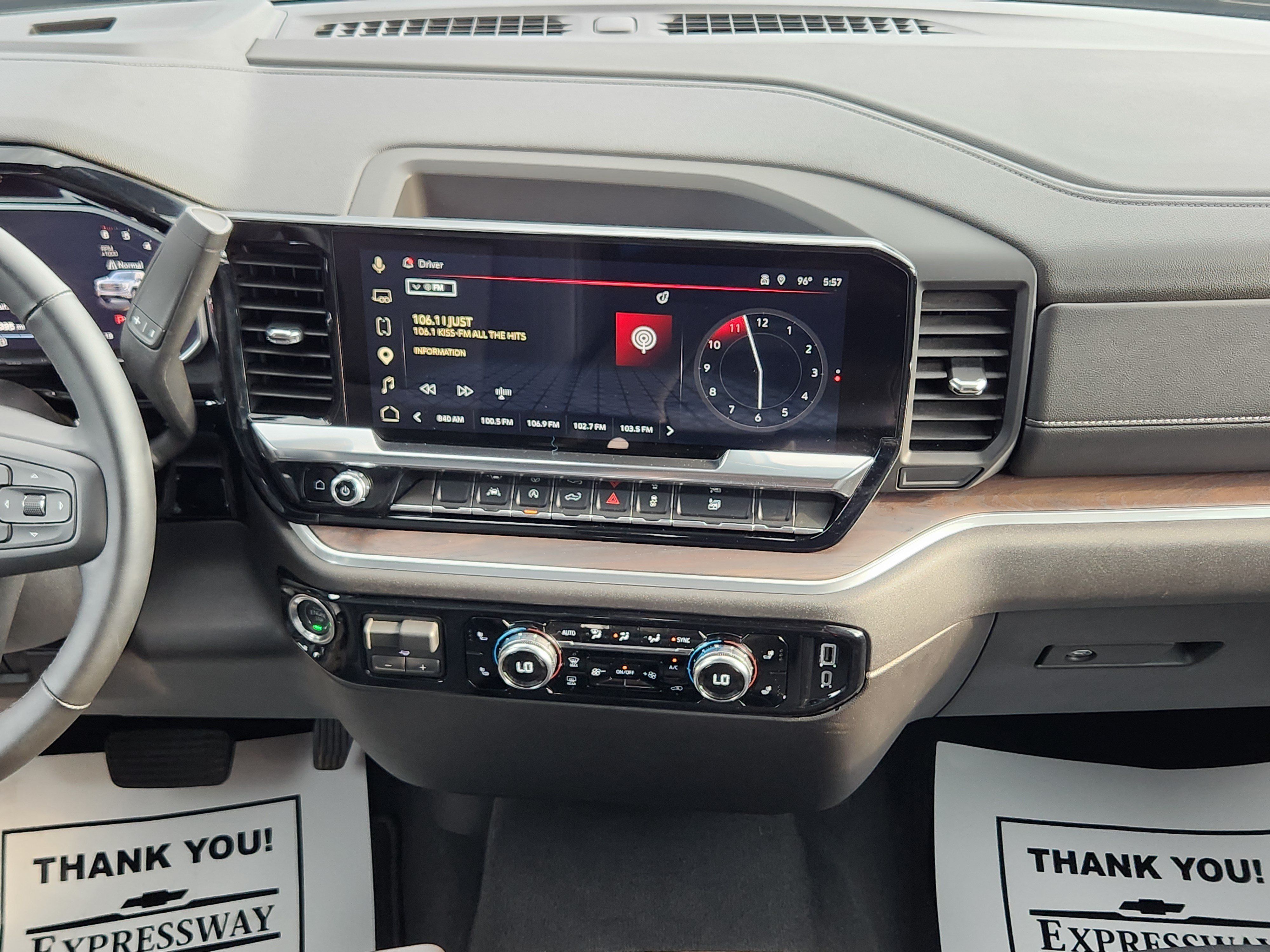Used 2026 GMC Sierra 1500 SLT AWD/4WD image 19