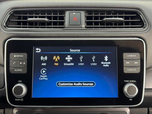 Used 2025 Nissan Leaf S image 22