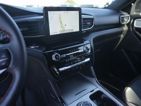 Used 2022 Ford Explorer ST-Line image 26