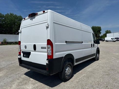 Used 2023 RAM ProMaster 2500 FWD image 5