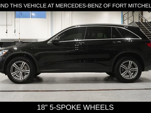 Used 2021 Mercedes-Benz GLC 300 4MATIC image 4
