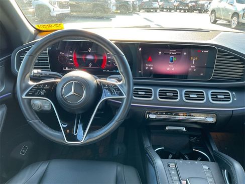 Used 2024 Mercedes-Benz GLE 450 4MATIC image 17