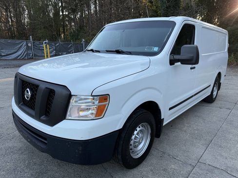 Used 2019 Nissan NV 2500 S image 1