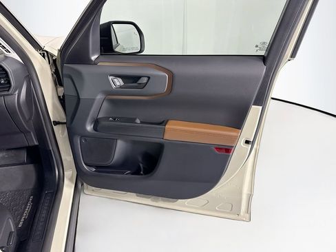 Used 2024 Ford Bronco Sport Outer Banks image 25