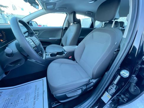 Used 2025 Kia K4 LXS image 11