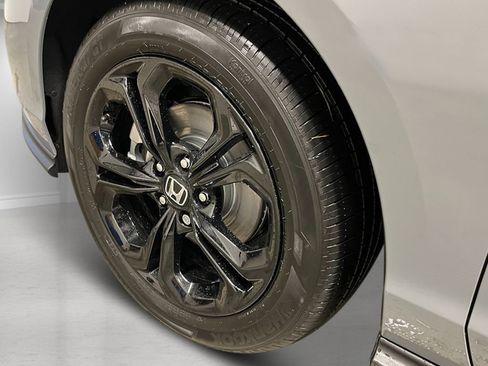 New 2025 Honda Accord SE image 13