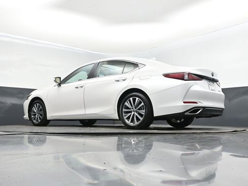 Used 2019 Lexus ES 350 image 40