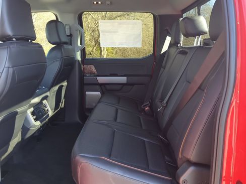 New 2026 Ford F250 Lariat w/ Lariat Premium Package AWD/4WD image 12