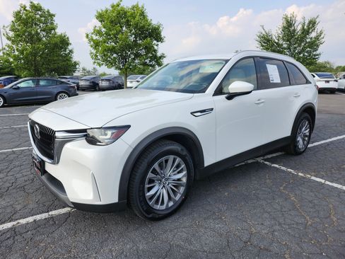 Used 2024 MAZDA CX-90 Plug-In Hybrid w/ Preferred AWD/4WD image 13