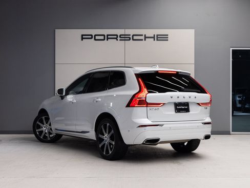 Used 2020 Volvo XC60 T5 Inscription FWD image 5