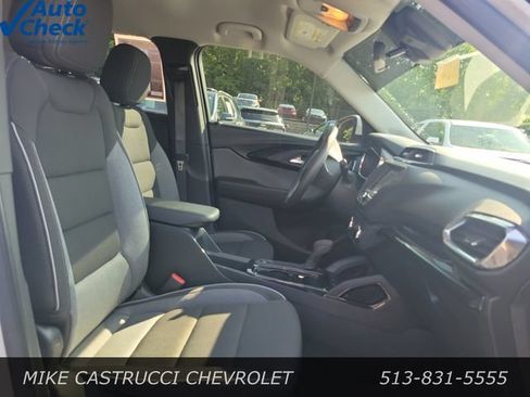 Used 2023 Chevrolet TrailBlazer LT FWD image 25