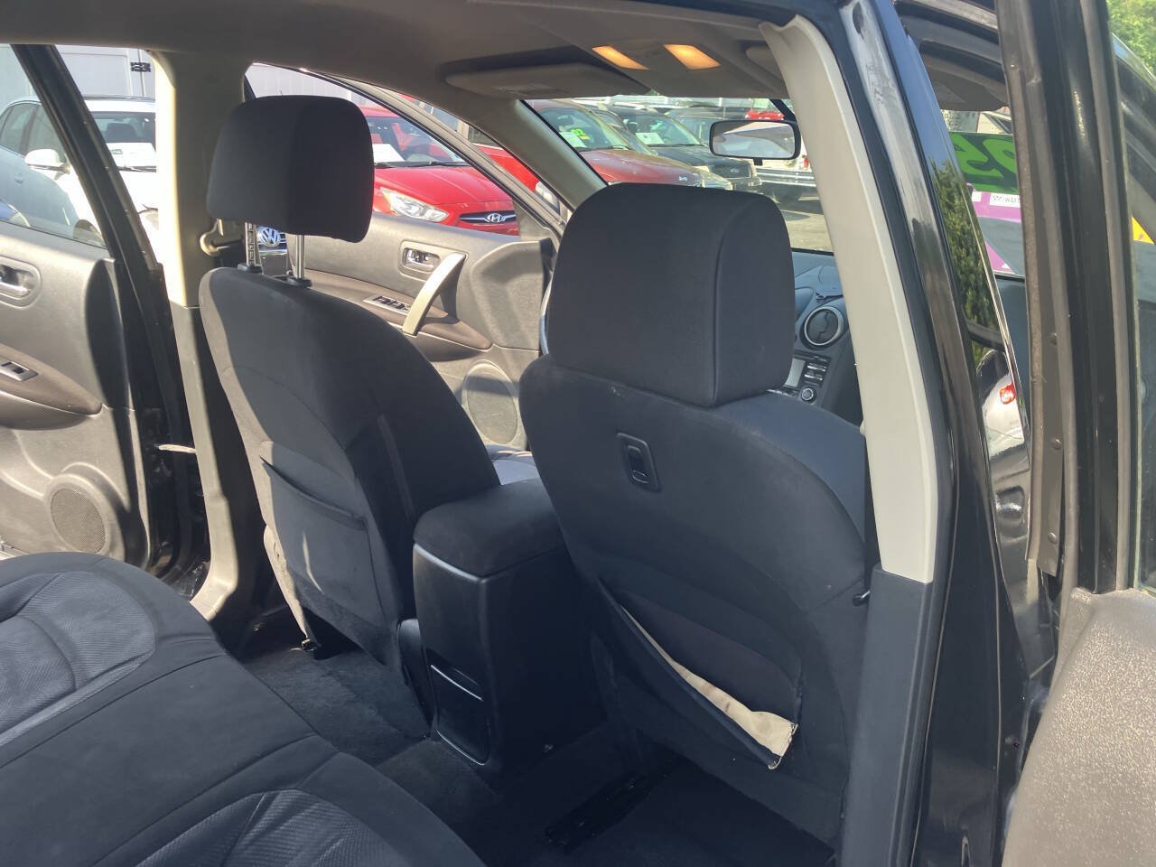 Used 2015 Nissan Rogue S w/ Convenience Package AWD/4WD image 26