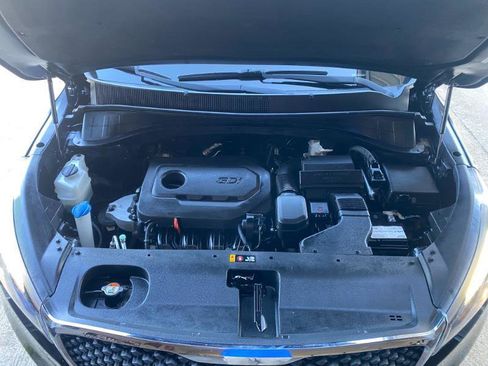 Used 2018 Kia Sorento LX image 8
