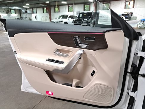 Used 2026 Mercedes-Benz CLA 250 image 28