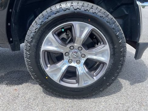 Used 2021 RAM 1500 Laramie AWD/4WD image 31