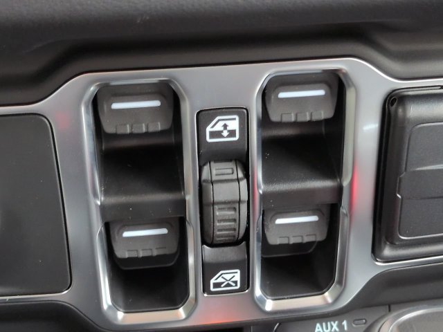New 2027 Jeep Wrangler Unlimited Sahara AWD/4WD image 25