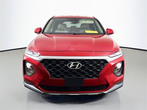 Used 2019 Hyundai Santa Fe SEL image 2