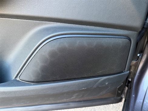 Used 2022 Maserati Levante GT image 13