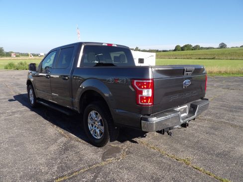 Used 2018 Ford F150 XLT image 8