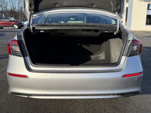 Used 2022 Honda Civic Touring image 10