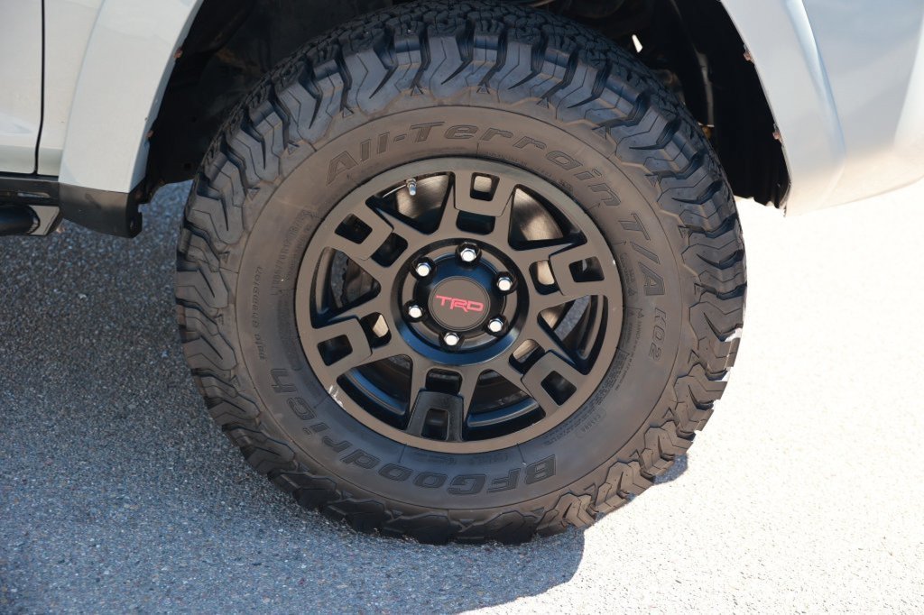 Used 2017 Toyota 4Runner TRD Pro AWD/4WD image 10