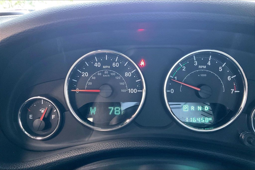 Used 2017 Jeep Wrangler Sport AWD/4WD image 7