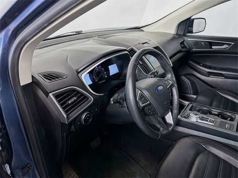 Used 2019 Ford Edge SEL w/ Equipment Group 201A image 9