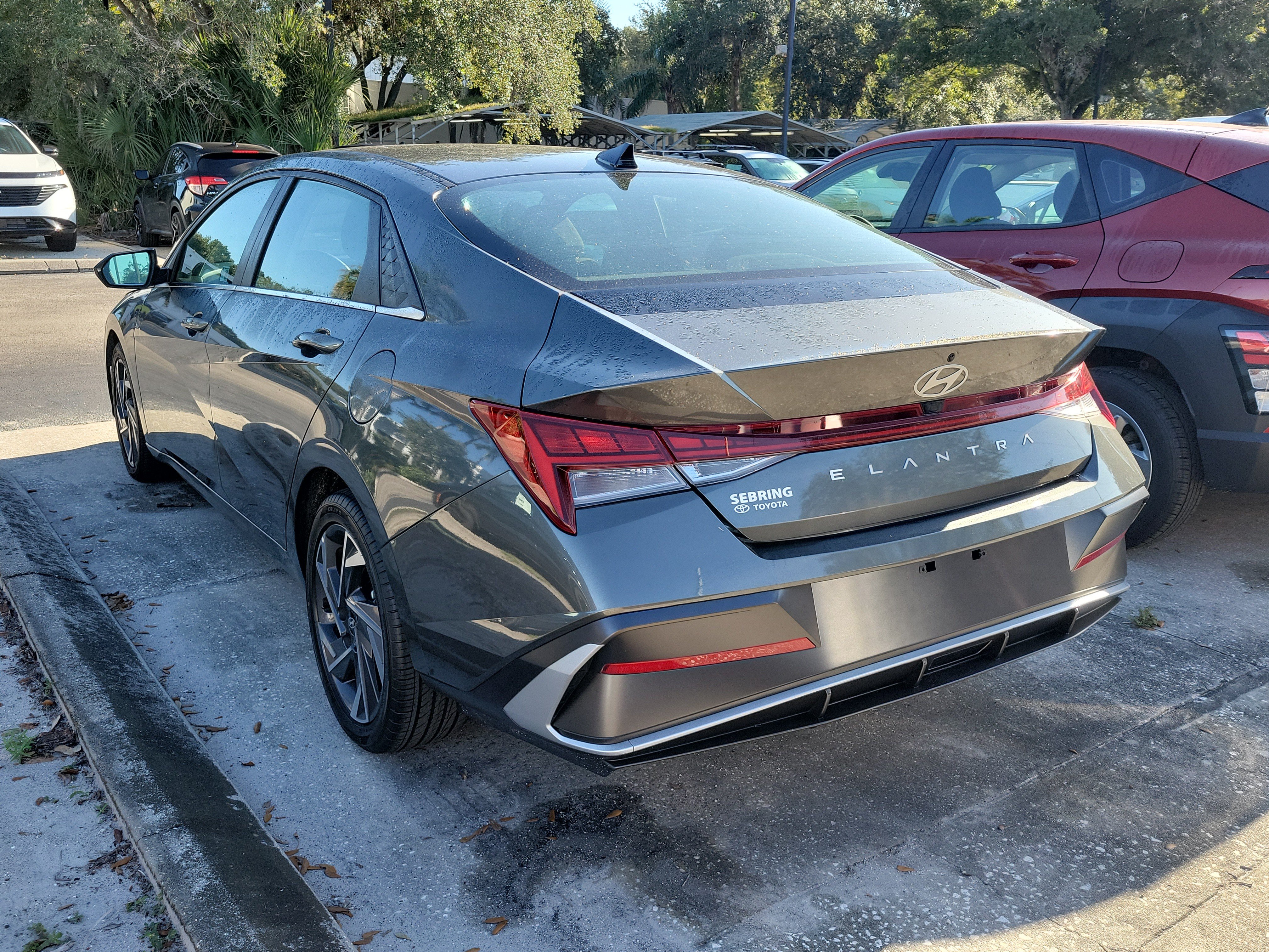 Used 2025 Hyundai Elantra SEL FWD image 6