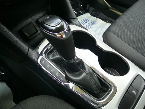 Used 2017 Chevrolet Cruze LS image 26