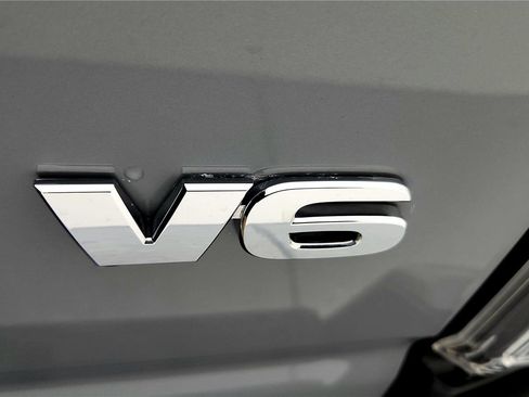 Certified 2021 Toyota Tacoma TRD Off-Road image 13