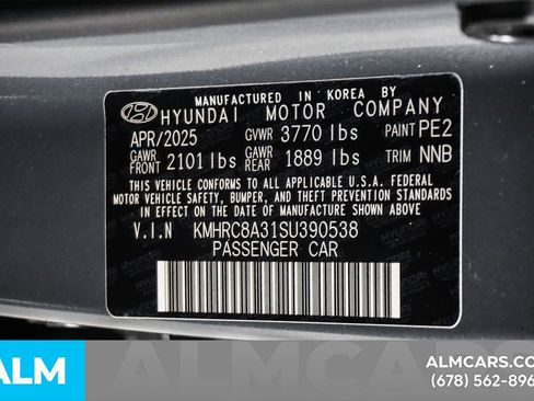 Used 2025 Hyundai Venue SEL image 58