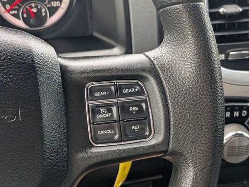 Used 2020 RAM 1500 Classic SLT RWD image 24